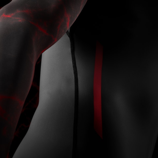 Hayabusa UFC BJJ Rash Guard – Schwarz / Rot