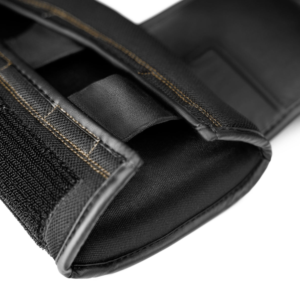 Hayabusa S4 Boxhandschuhe - Schwarz/Gold