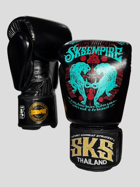 SKS Empire Boxhandschuhe - Sak Yant - Stickerbomb - Schwarz / Blau