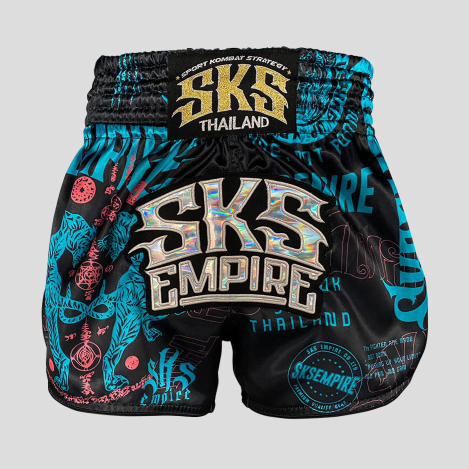 SKS Muay Thai Shorts Sakyant “Stickerbomb” - Schwarz / Blau