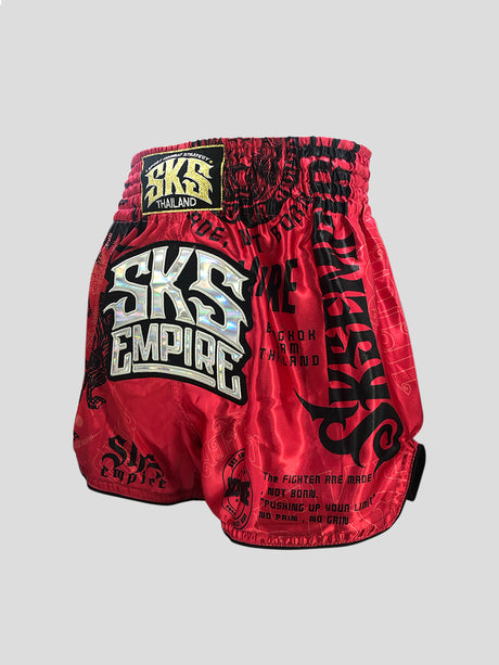 SKS Muay Thai Shorts Sakyant “Stickerbomb” - Rot / Schwarz