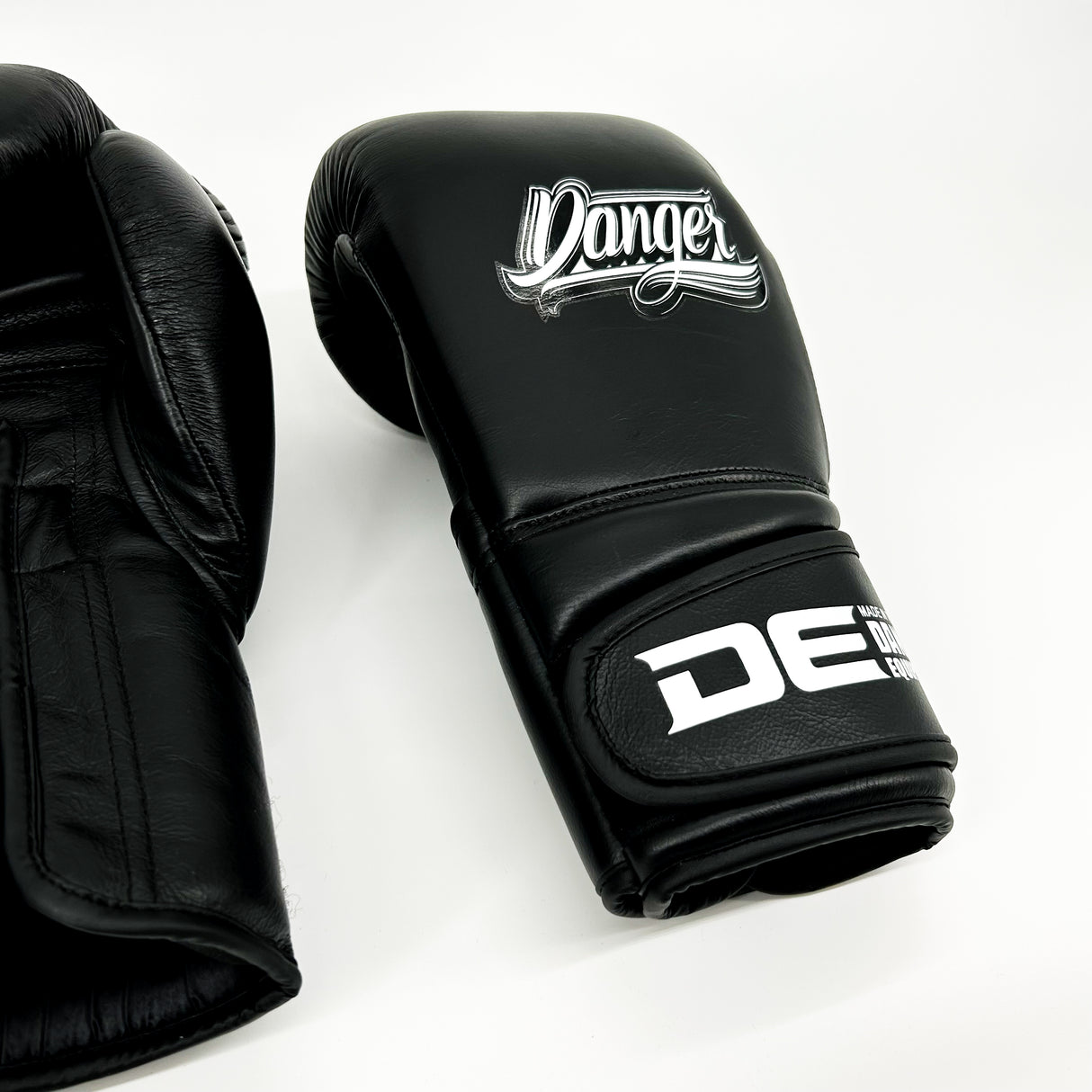Danger Avatar Boxhandschuhe - Echt Leder - Schwarz