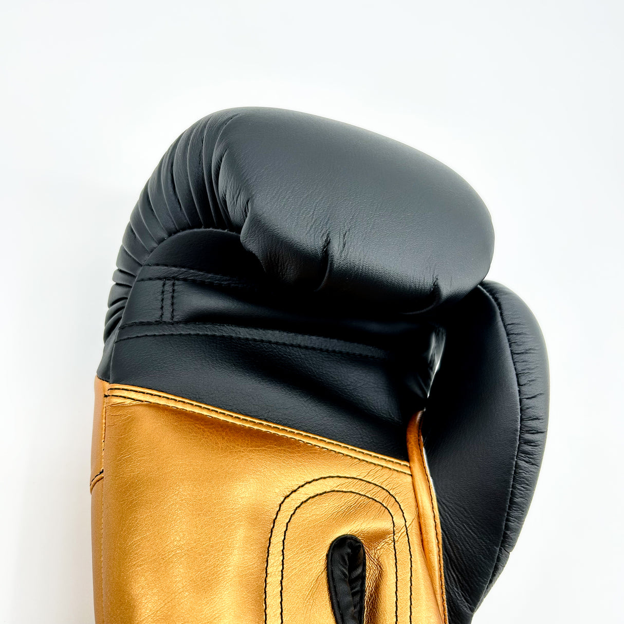 Danger Reborn Boxhandschuhe - Mikrofaser - Schwarz/Gold