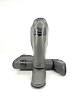 Danger Supermax Schienbeinschoner - Grey Edition - Echt Leder - Grau
