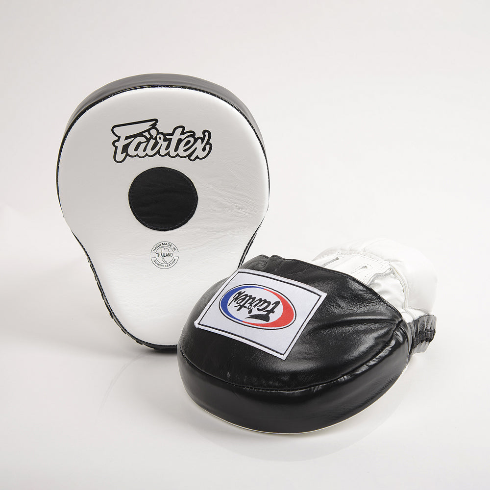 Fairtex FMV9 Ultimate Contoured Focus Mitts - Weiß / Schwarz
