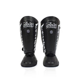 Fairtex SP7 Twister - abnehmbare Fuß- und Schienbeinschoner - Schwarz