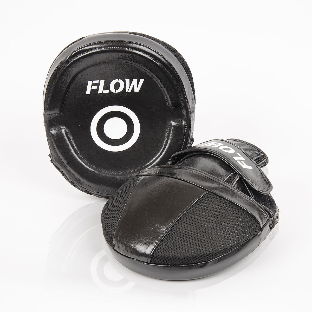Flow Boxing Mitts zwart/wit – paar, overzicht