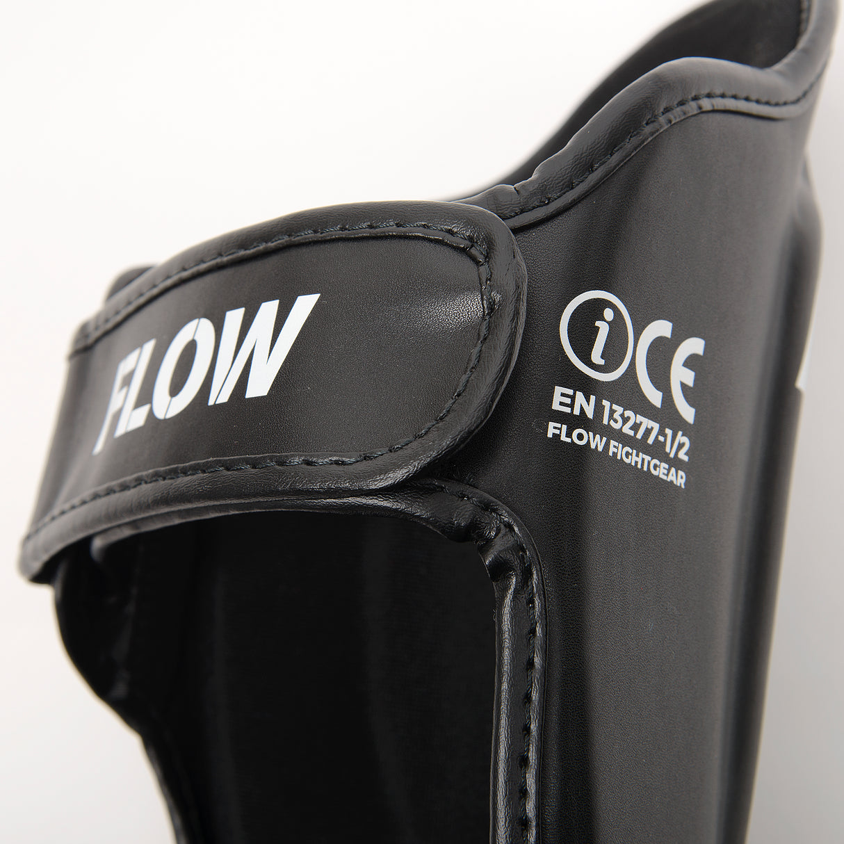 Flow Classic Thai Schienbeinschoner - Schwarz