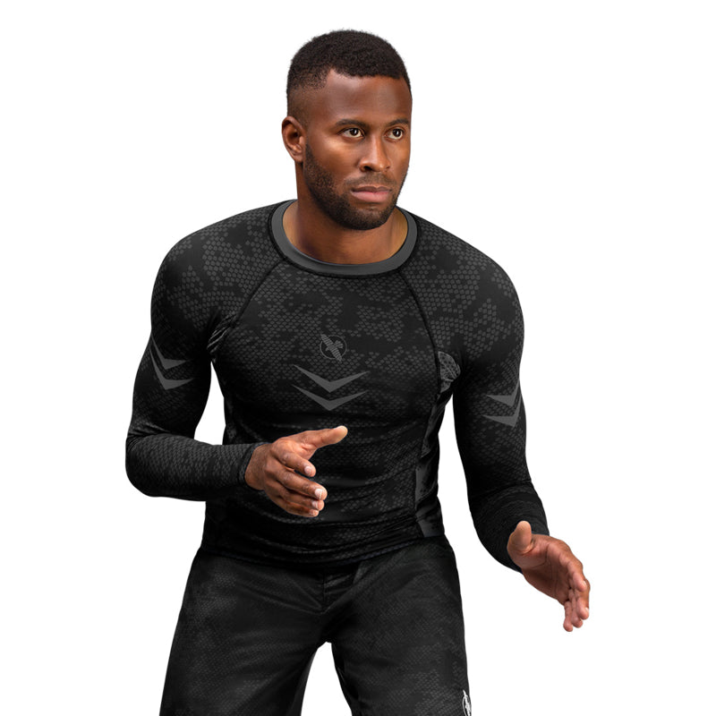 Hayabusa Arrow Ranked Langarm Rashguard - Schwarz