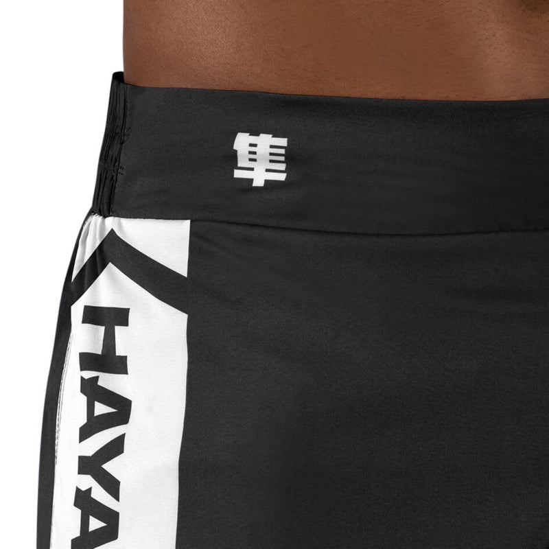Hayabusa Icon Kickboxing Shorts - Schwarz / Weiß