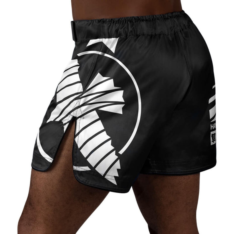 Hayabusa Icon Mid-Length Fight Shorts - Schwarz / Weiß