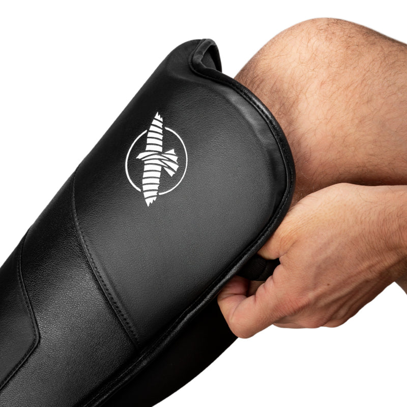 Hayabusa T3 Full-Back Schienbeinschoner - Schwarz