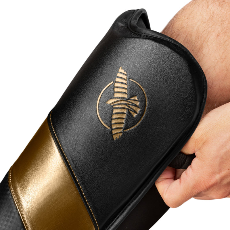 Hayabusa T3 Full-Back Schienbeinschoner - Schwarz / Gold