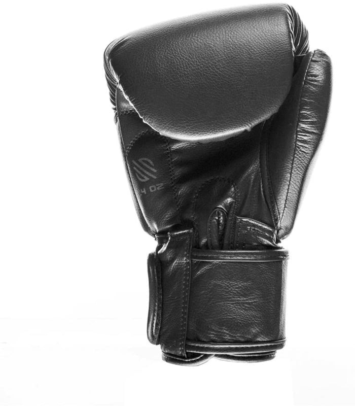 Sanabul Battle Forged Muay Thai Boxhandschuhe - Schwarz