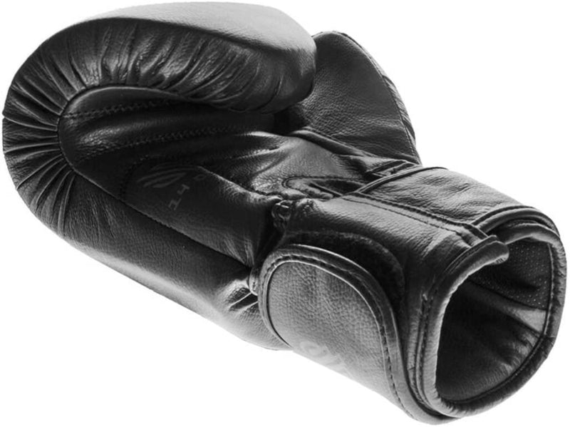 Sanabul Battle Forged Muay Thai Boxhandschuhe - Schwarz