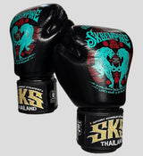 SKS Empire Boxhandschuhe - Sak Yant - Stickerbomb - Schwarz / Blau