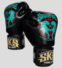 SKS Empire Boxhandschuhe - Sak Yant - Stickerbomb - Schwarz / Blau