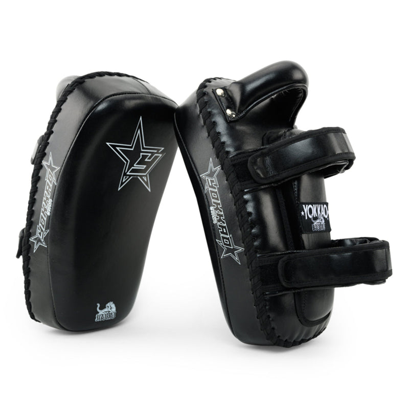 Yokkao Institution Kick Pads - Schwarz